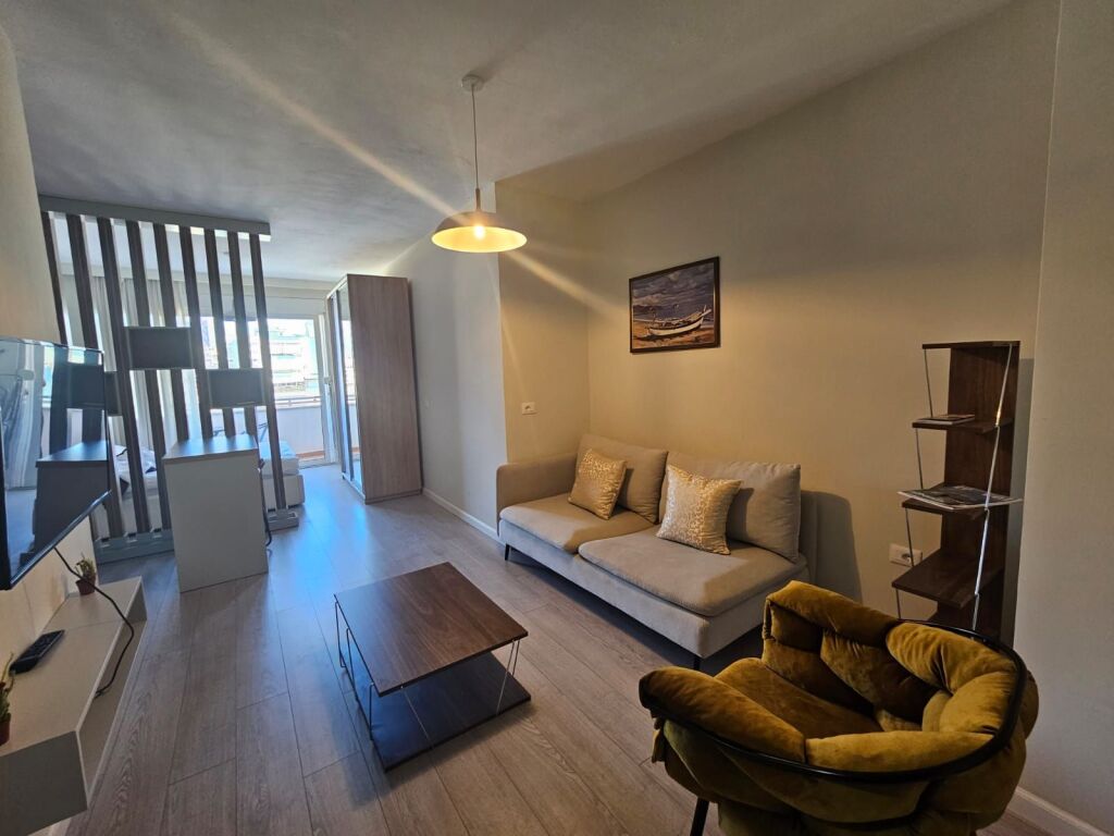 Garsionere per qera tek Sheshi Willson!