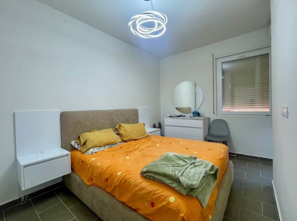 🏢 JEPET ME QIRA – APARTAMENT 1+1 | Golden Park 3