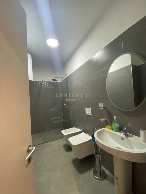 2+1 Apartment for rent in Zogu i Zi – 1000€ | 76 m²