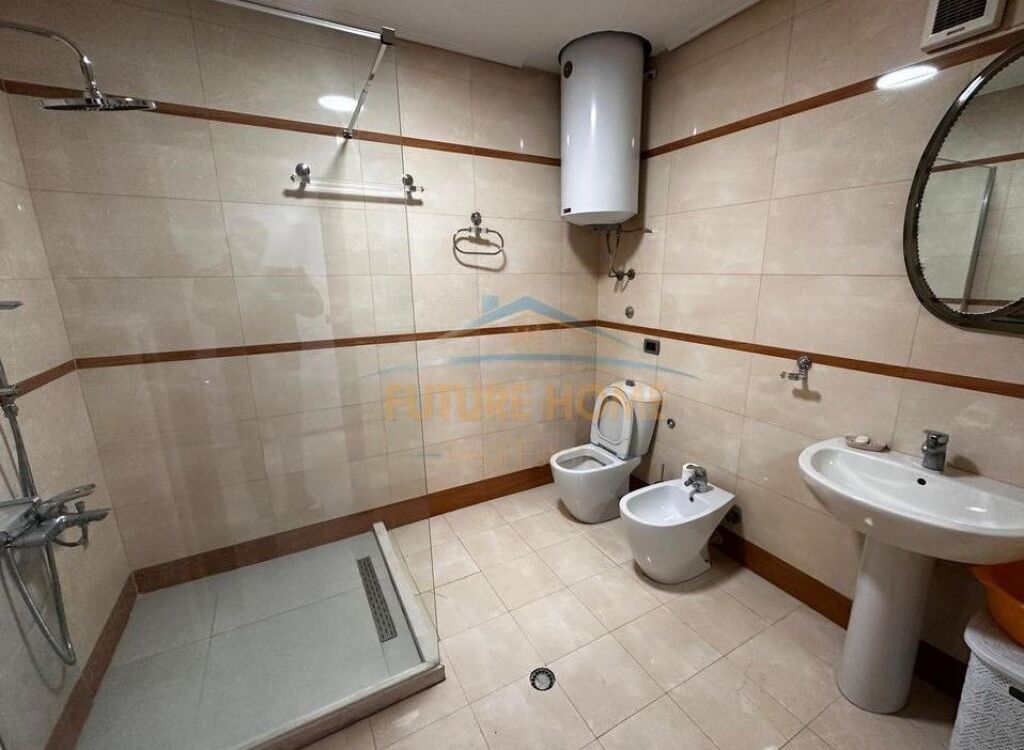 In Affitto, Appartamento 2+1, LAGO ARTIFICIALE, Tirana.