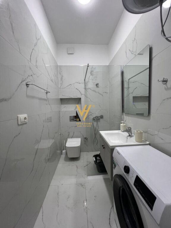 JEPET APARTAMENT 1+1+BLK ME QIRA NE SHKOZE 55.000 LEKE