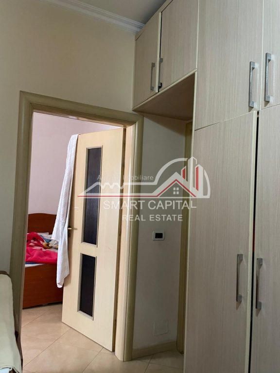 SHITET APARTAMENT 3 + 2 NË VLORE, PRANE SHKOLLES INDUSTRIALE