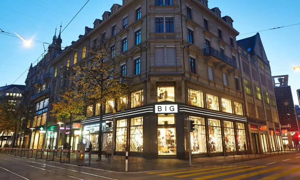 Investim Strategjik në Ali Dem – 330m² Ambient Komercial me Vizibilitet Maksimal!(kati 0)