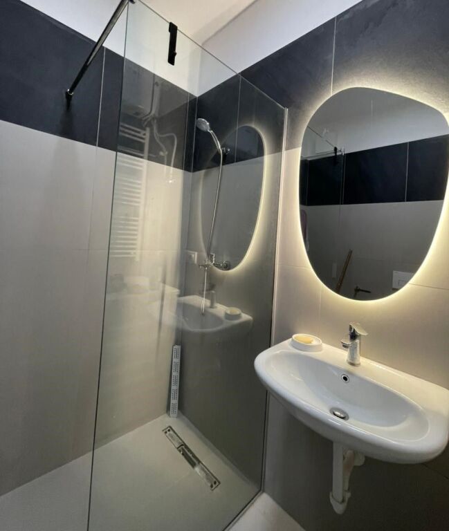 🏢 ME QIRA – APARTAMENT 2+1 – River Residence