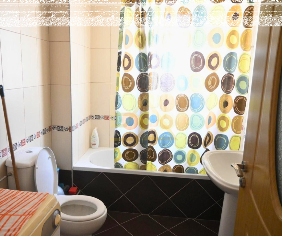 Shitet Apartament me Pamje të Plotë nga Deti | Rruga Gjergj Arianiti, Sarandë