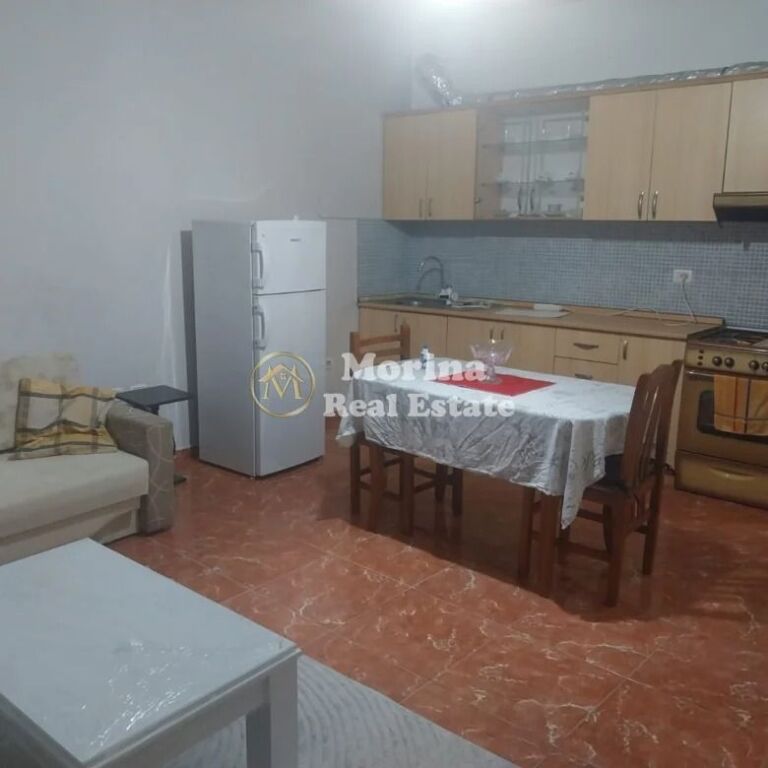 Affitto | Appartamento 1 + 1 | Via Elbasanit | 470 €/mese