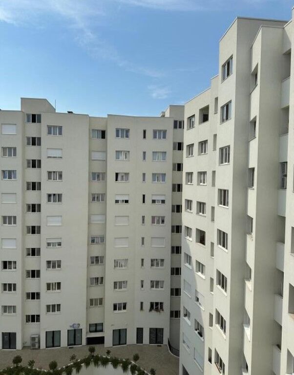 Apartament 3+1+2 për shitje –te River Residence Fusha e Aviacionit