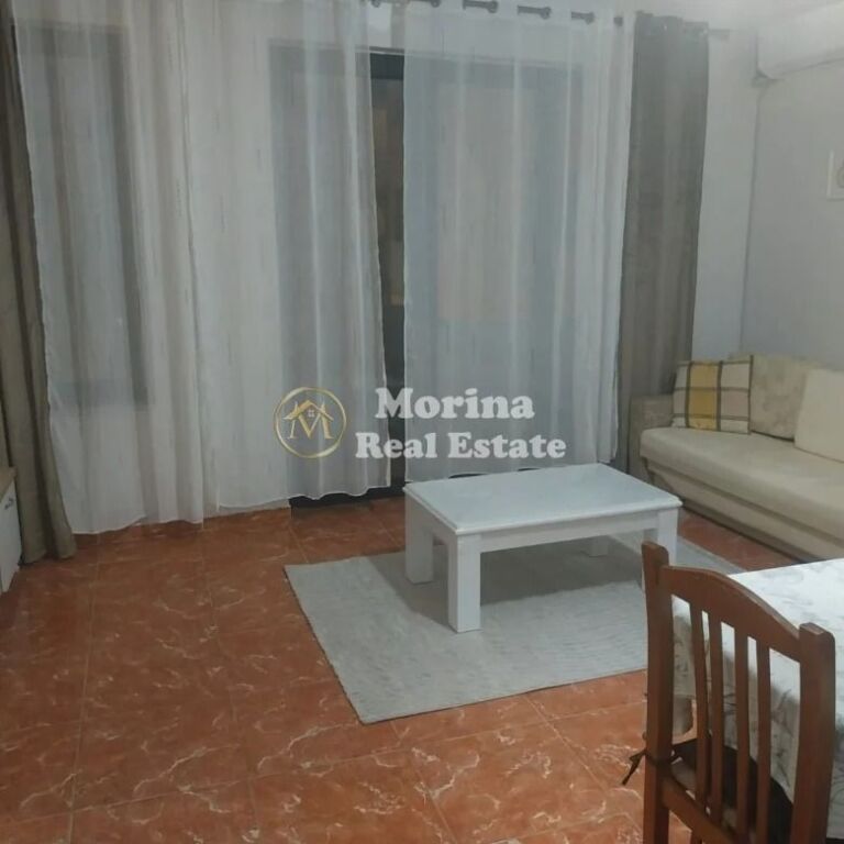 Affitto | Appartamento 1 + 1 | Via Elbasanit | 470 €/mese