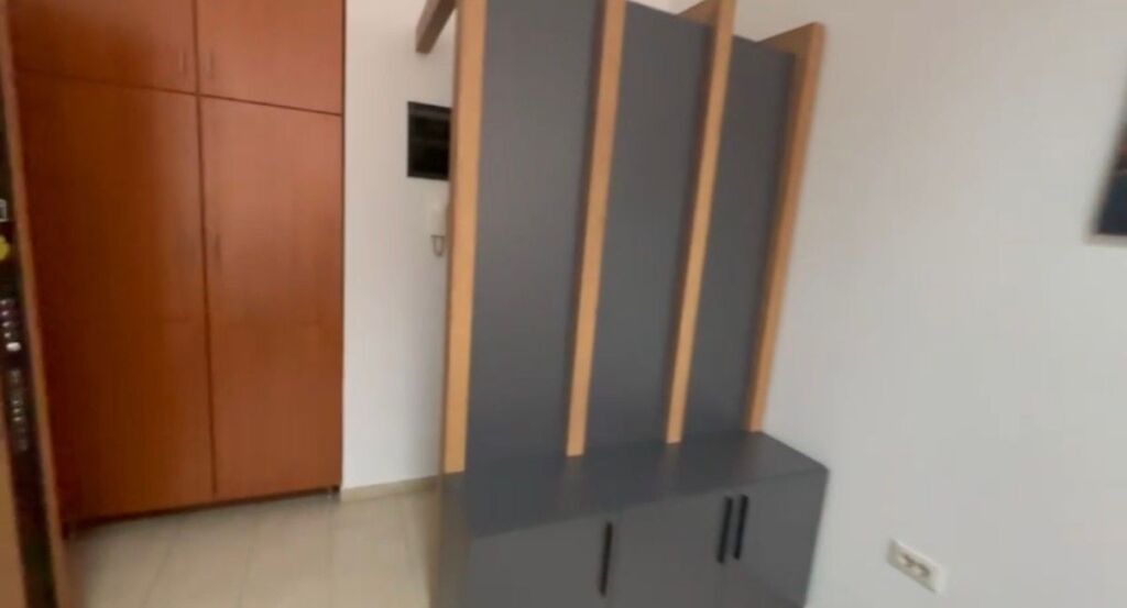 Monolocali in affitto e Airbnb nel Centro, via Myslym Shyri 42.000 lek