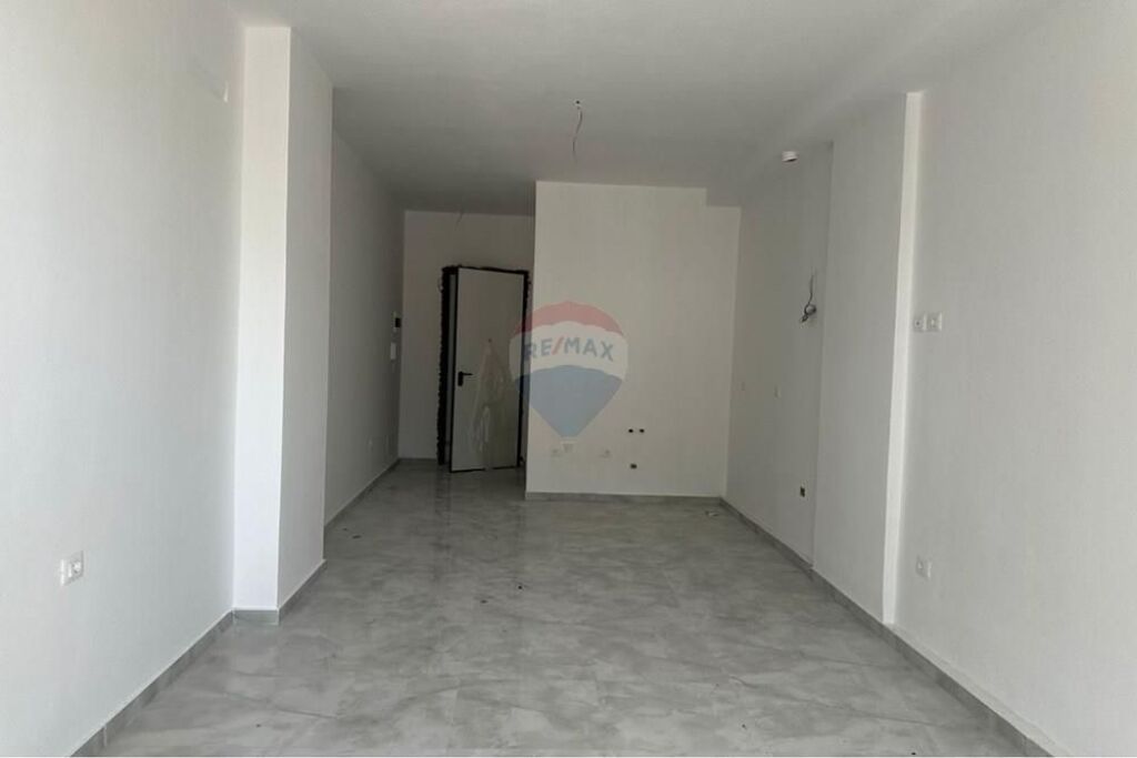 Apartment 1+1 – For Sale, Dhimitër Konomi Street, Vlora