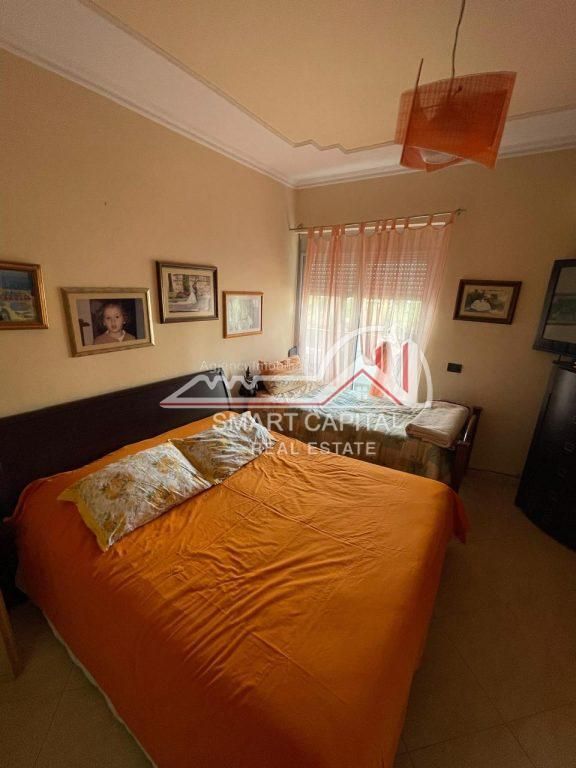 SHITET APARTAMENT 3 + 2 NË VLORE, PRANE SHKOLLES INDUSTRIALE