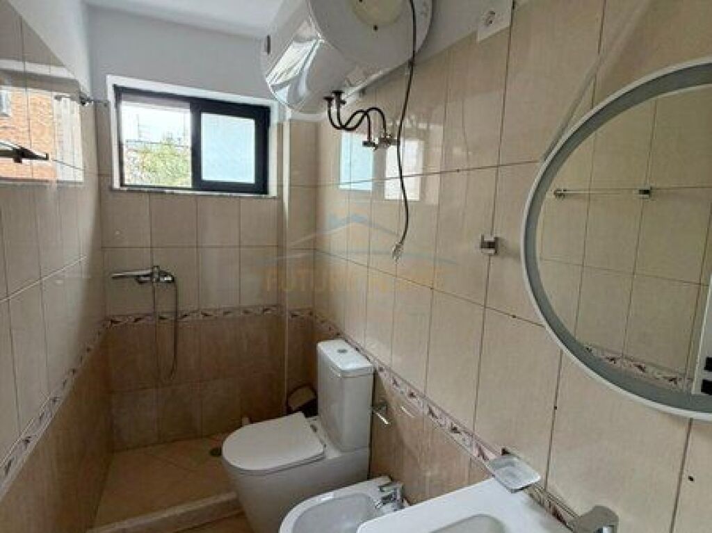 Qera, Apartament 1+1 21 Dhjetori ,pran Mozaikut