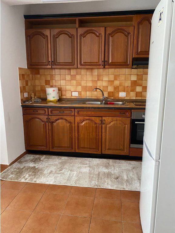 Affitto, Appartamento 2+1, Via Elbasanit