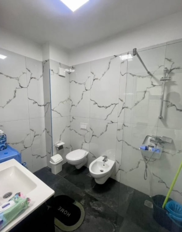 🏢 JEPET ME QIRA – APARTAMENT 1+1 | Golden Park 3