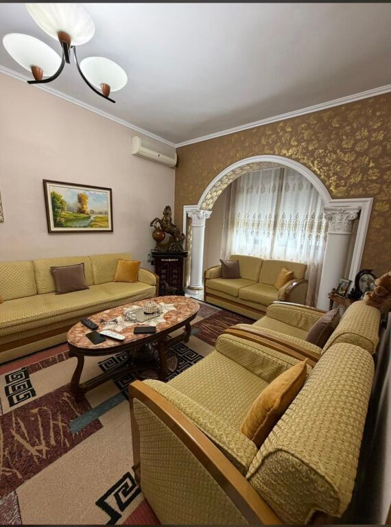 3+1,furnished on Durres street,200 thousand euros,with mortgage