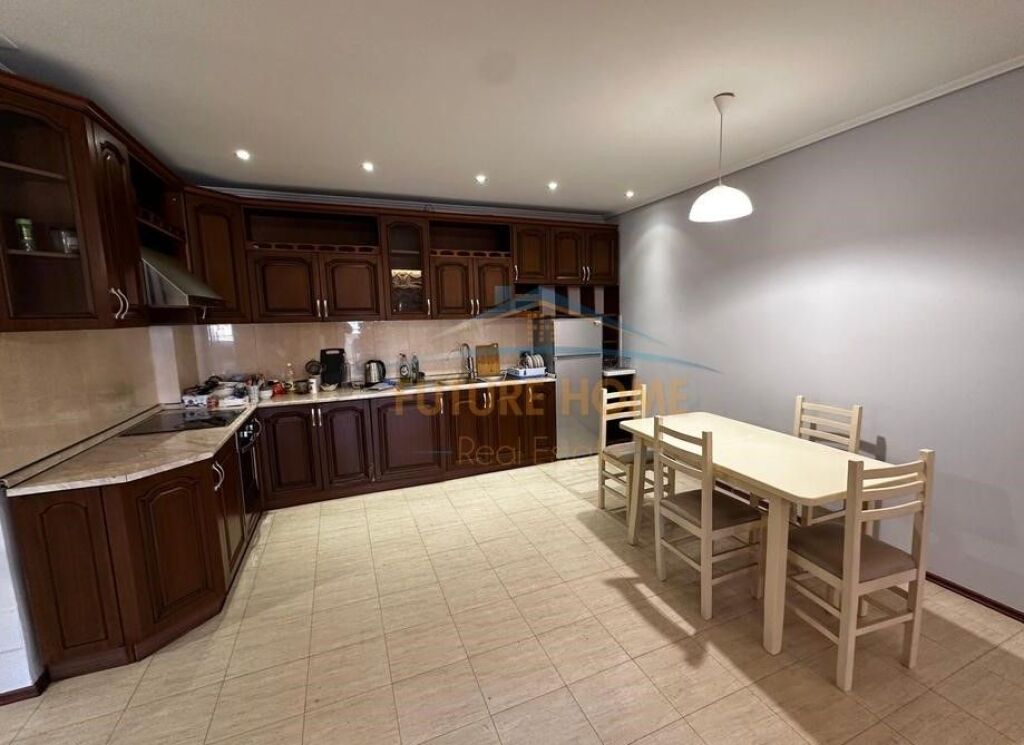 In Affitto, Appartamento 2+1, LAGO ARTIFICIALE, Tirana.