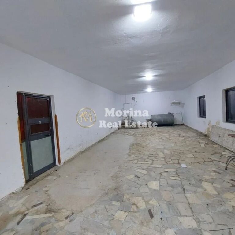 Rent | Shop | United School | 300 €/month