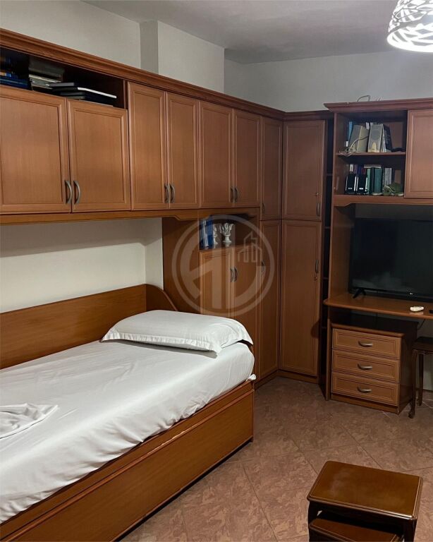 Apartament për qera