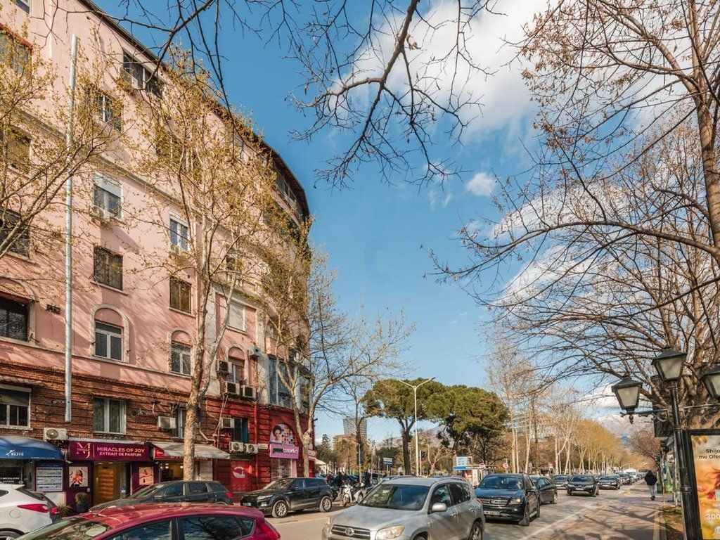 Shallvaret! Appartamento 2+1 in Affitto | Joni Peçi Store!