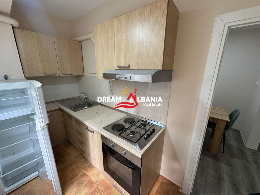 Shitet apartament 1+1 ne bulevardin Bajram Curri prane Deliorgjit (ID 4119467)