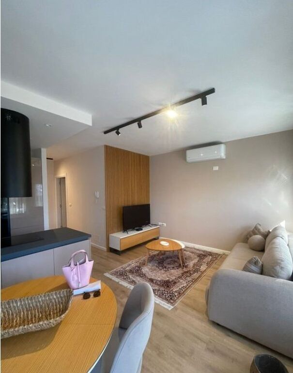 Appartamento 1+1 in affitto, Nuova Maternità, Brryli