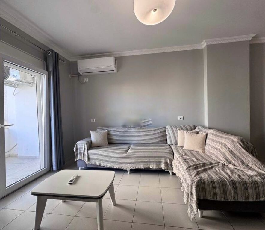 Apartament 2+1 me qera Astir 500 € /Muaj
