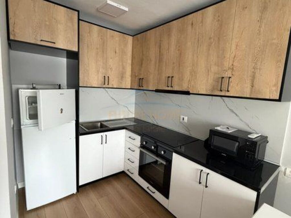 Qera, Apartament 1+1 21 Dhjetori ,pran Mozaikut