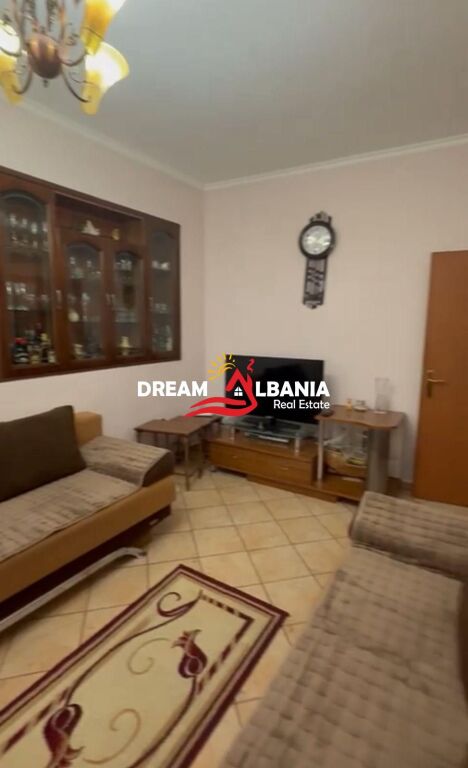 Apartament 1+1 me qera te Rruga e Barrikadave, Tirane (ID 4219480)