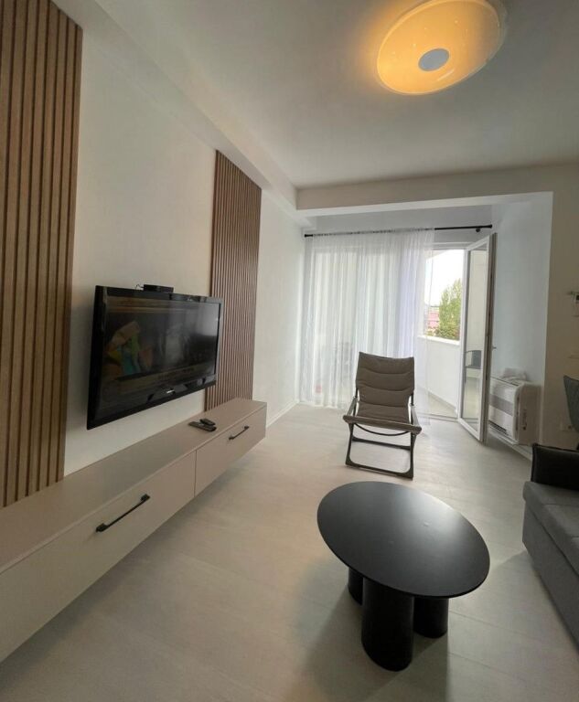 🏢 ME QIRA – APARTAMENT 2+1 – River Residence