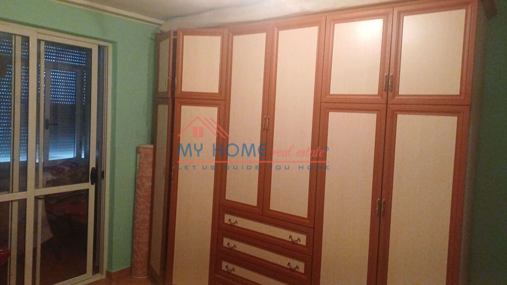 Apartament 1+1 Me Qera Tek Mozaiku Tirane