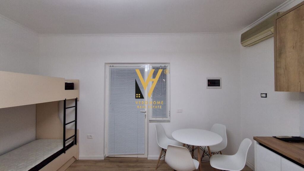 MONOLOCALE DI 35 M2 IN AFFITTO IN CENTRO 50.000 LEKE