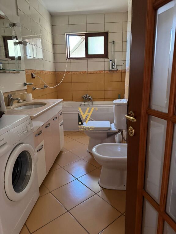 APPARTAMENTO DUPLEX 3+2+3 IN VENDITA AL 21 DHJETORI 400.000 EURO