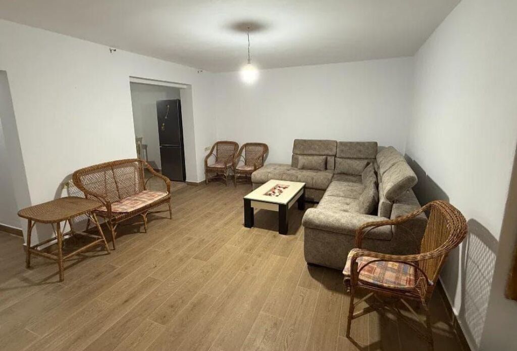 Appartamento 2+1 in affitto a Myslym Shyr