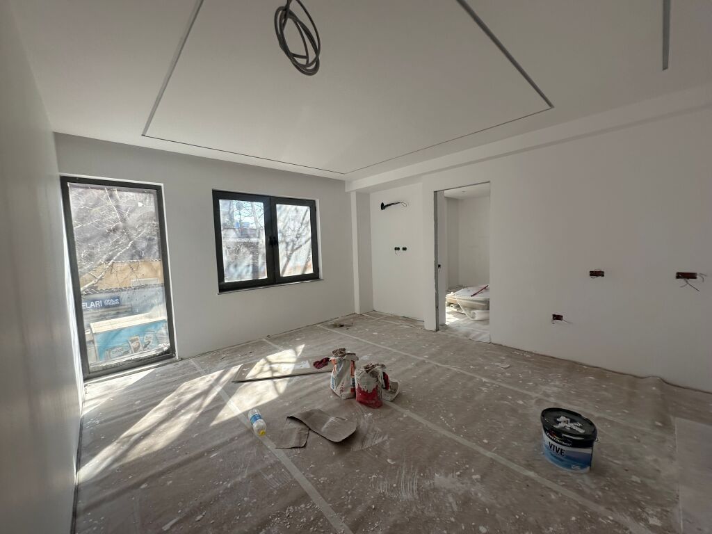 Shitet apartament 1+1 ne Ali Dem