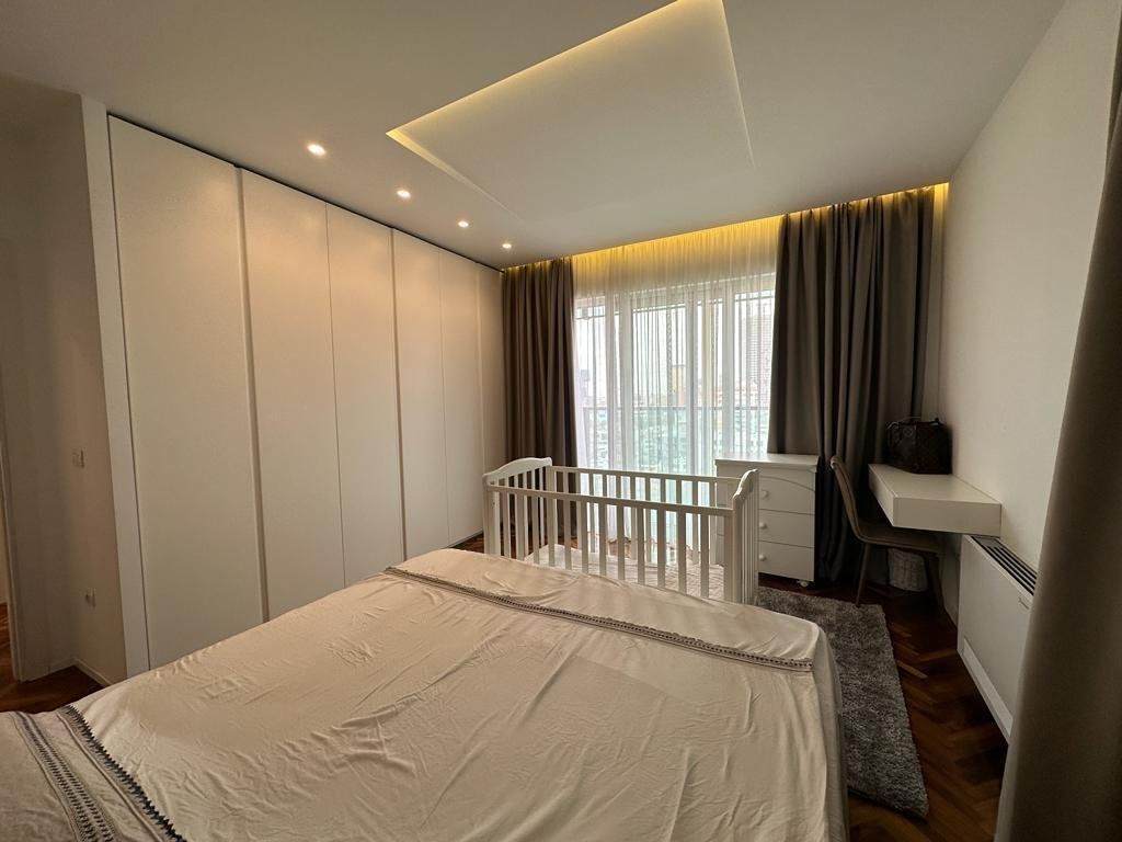 Qera,Apartament 2+1+2+Post Parkimi, Ambasador 3, Rruga e Elbasanit.