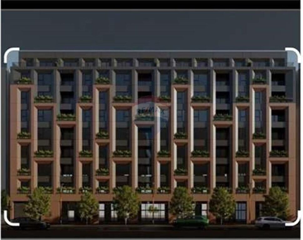 Shitet Njesi Biznesi 183 M/2 me Lartesi 6m