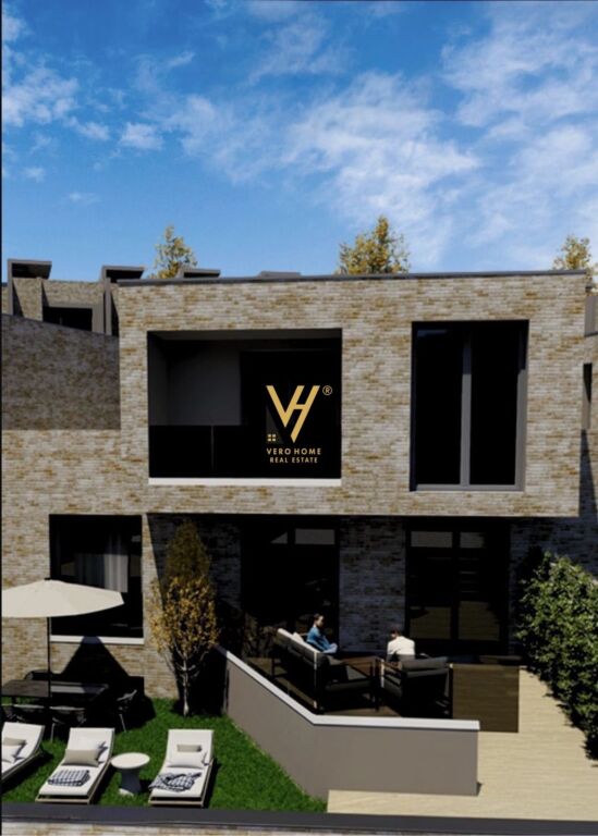 SHITET DUPLEX 2+1+2 TE REZ.SWAN LAKE, FARKE 190.000 EURO