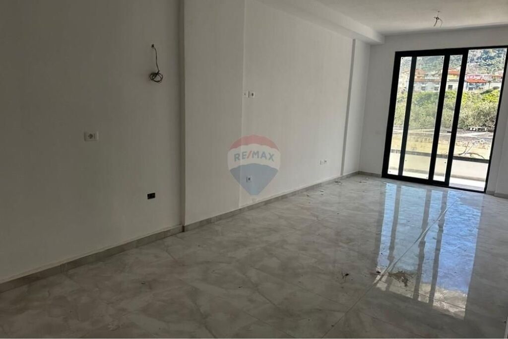 Apartment 1+1 – For Sale, Dhimitër Konomi Street, Vlora