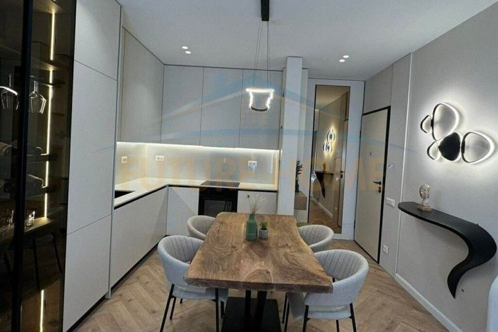 Affitto, Appartamento 2+1+2, Via Mine Peza, Golden Tower Residence