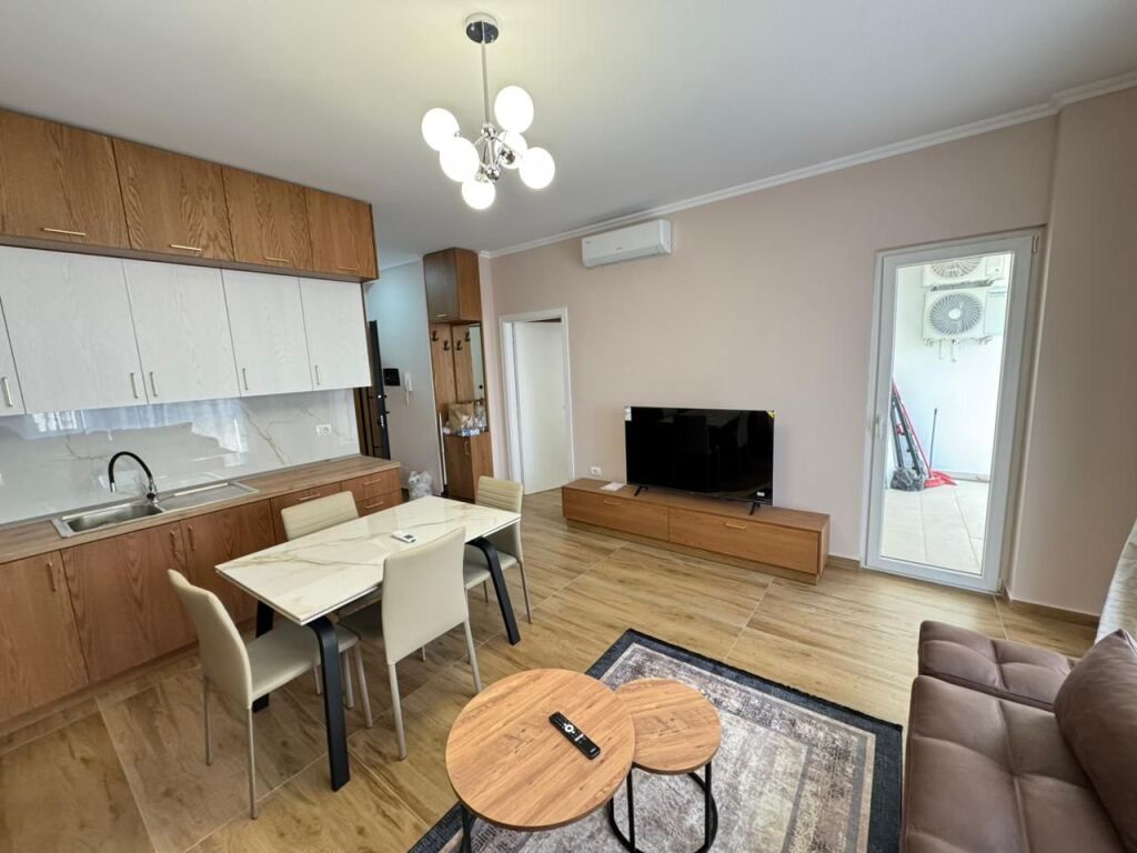 🏡 Appartamento 1+1 in Affitto – 📍 Zogu i Zi💶 Prezzo: 750€ / mese