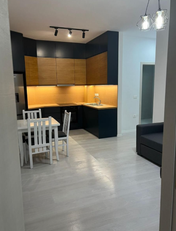 🏢 JEPET ME QIRA – APARTAMENT 1+1 | River Residence, Ish Fusha e Aviacionit