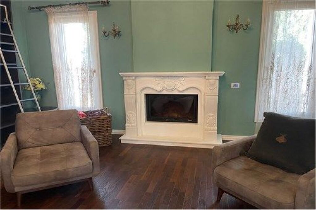 Vile individuale me oborr privat dhe pishine per qira ne perferi te Tiranes , fshati Damjan.