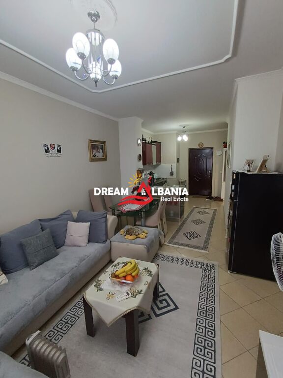 Apartament 2+1+ Verandë për shitje në Yzberisht, Tiranë (ID 41212173)