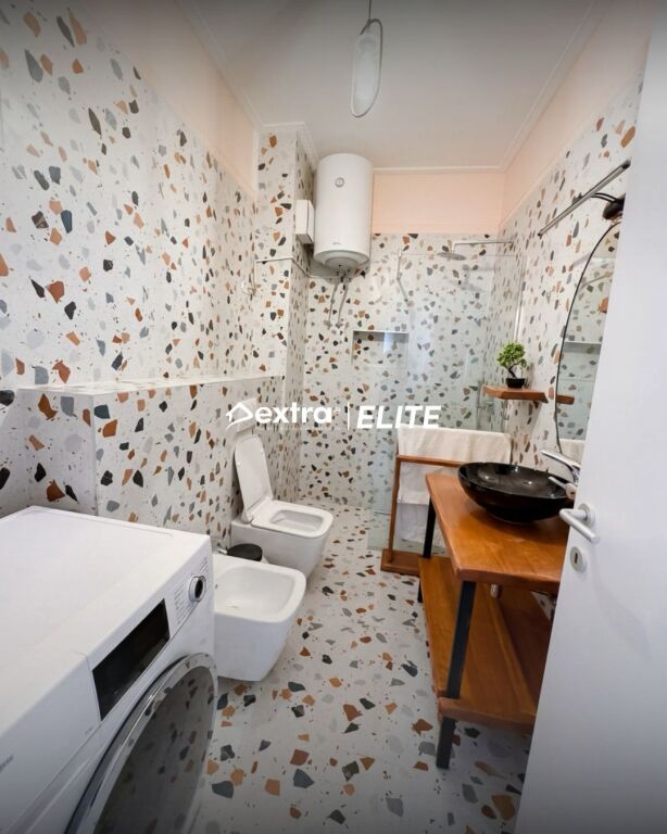 Jepet me Qira Apartament 2+1+2 Liqeni i Thatë, Tiranë