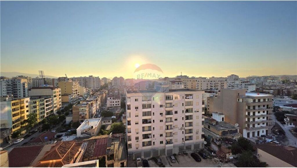 Apartament 1+1 ne shitje , rruga Dush Strati