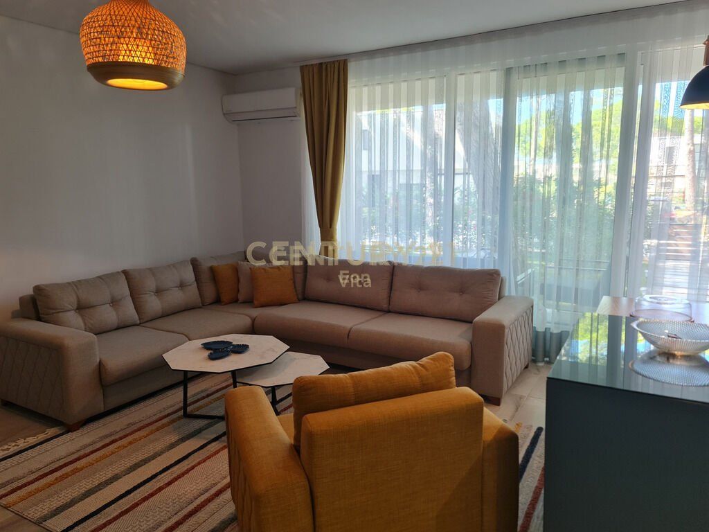 VENDESI APPARTAMENTO 2+1 CON CORTILE NEL RESIDENCE SAN PIETRO! 390.000 €