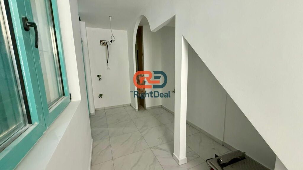 Te Kompleksi Santorini 1, Ne Dhermi, Shitet Super Apartament 3+1+2 Me Verande Dhe Post Parkimi !!!