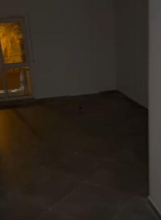 ZYRE ME QERA 60 M2 5 MAJI 50.000 LEKE FH-57960