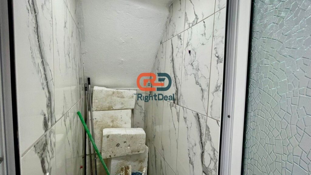 Prane Selvise, Jepet Me Qira Ambient Biznesi, Per Tipologji Te Ndryshme Biznesi!!!