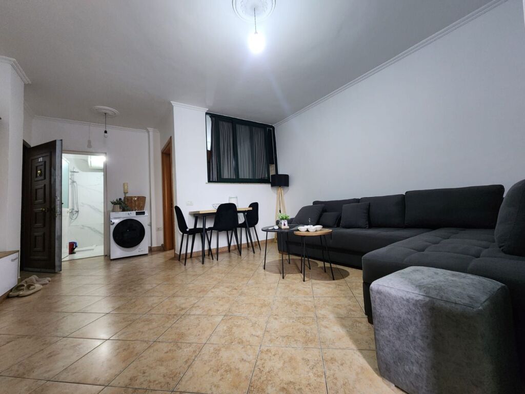 AFFITTASI APPARTAMENTO 1+1 IN SPIAGGIA